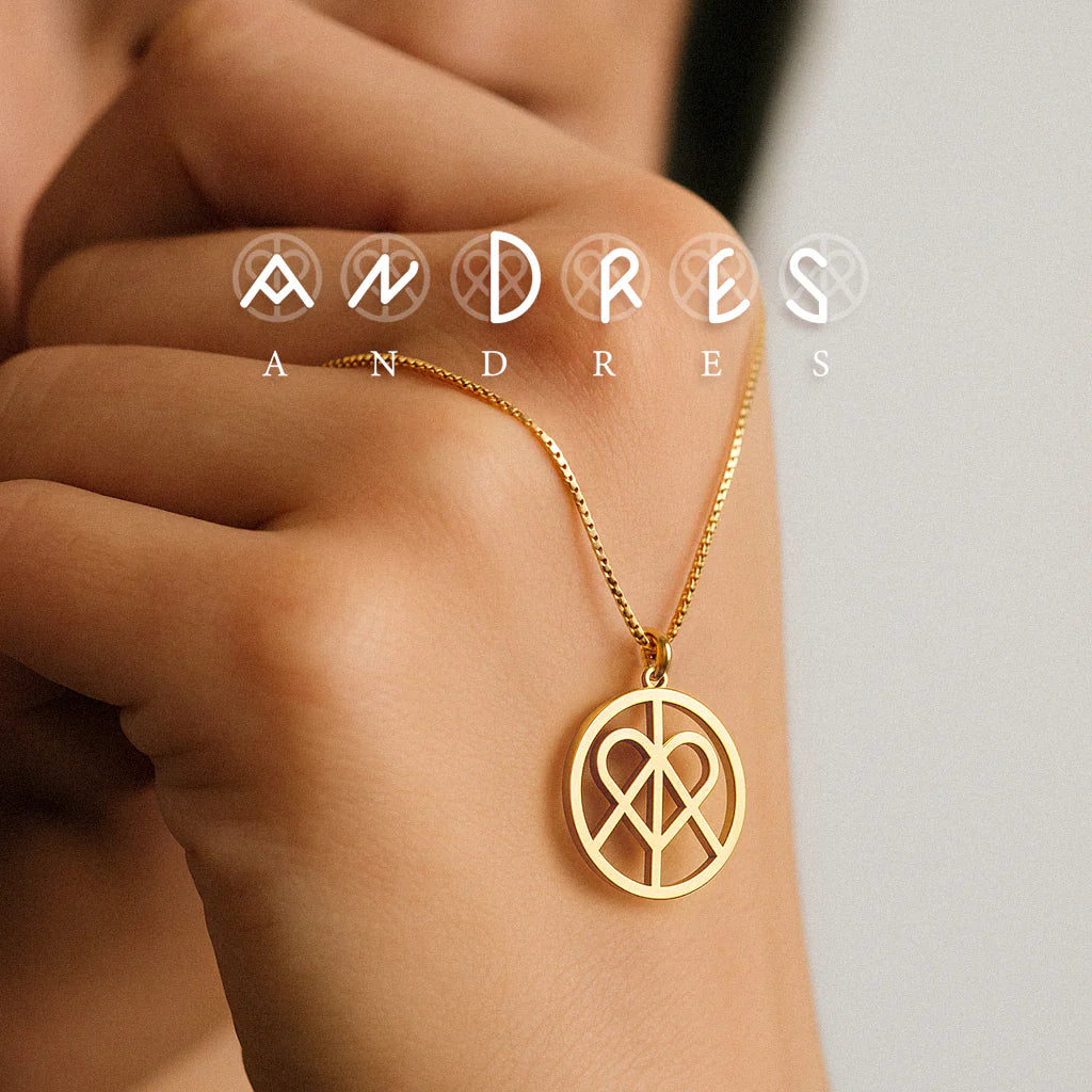 Diseñado para ti | Collar con Monograma a Medida