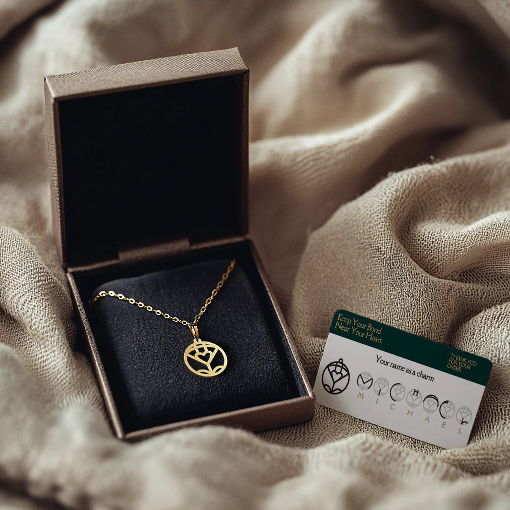 Diseñado para ti | Collar con Monograma a Medida